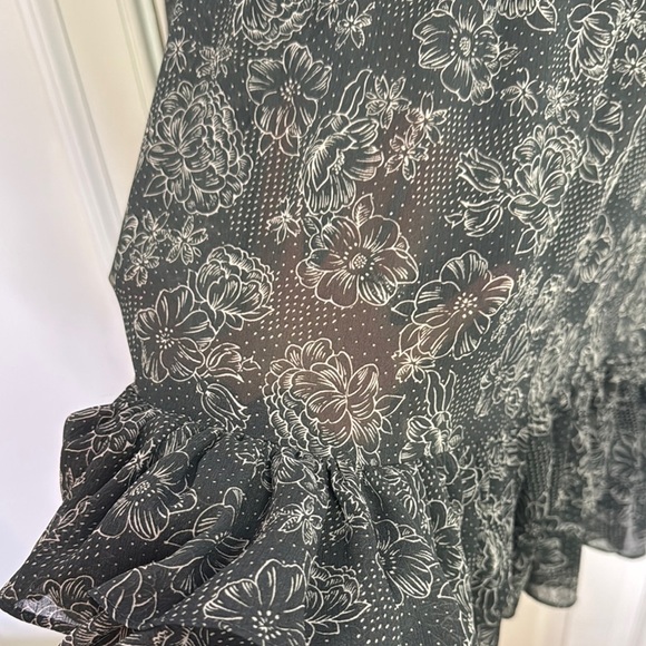 Likely size 4 Floral Ruffle Dress - Picture 10 of 11